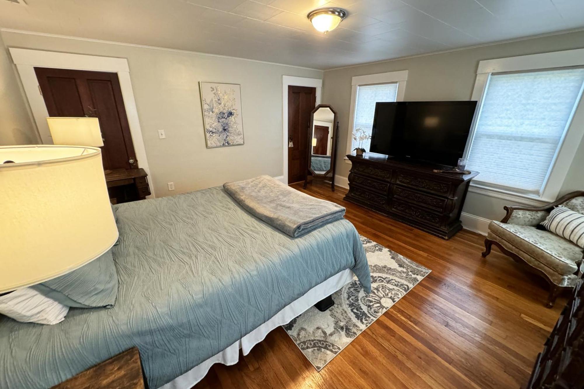Large, Comfortable & Conveniently Located Home Danvers Exterior photo