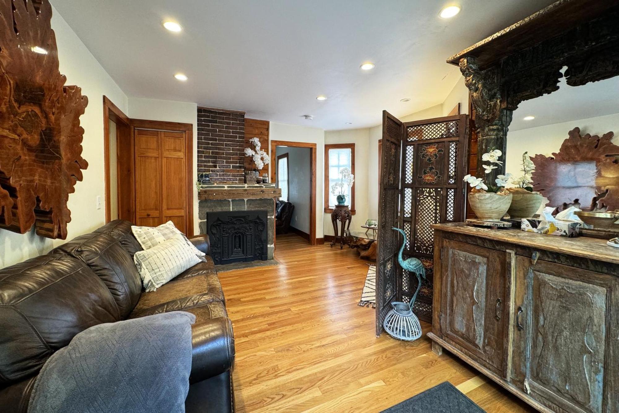 Large, Comfortable & Conveniently Located Home Danvers Exterior photo